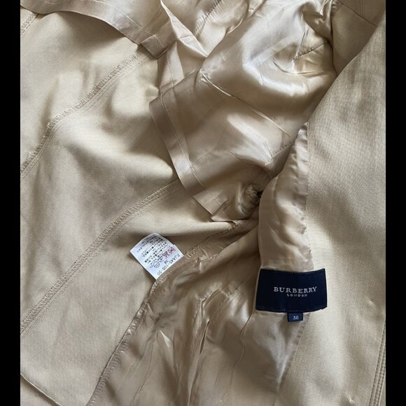 Pre-loved Burberry blazer - Picture 4 of 4